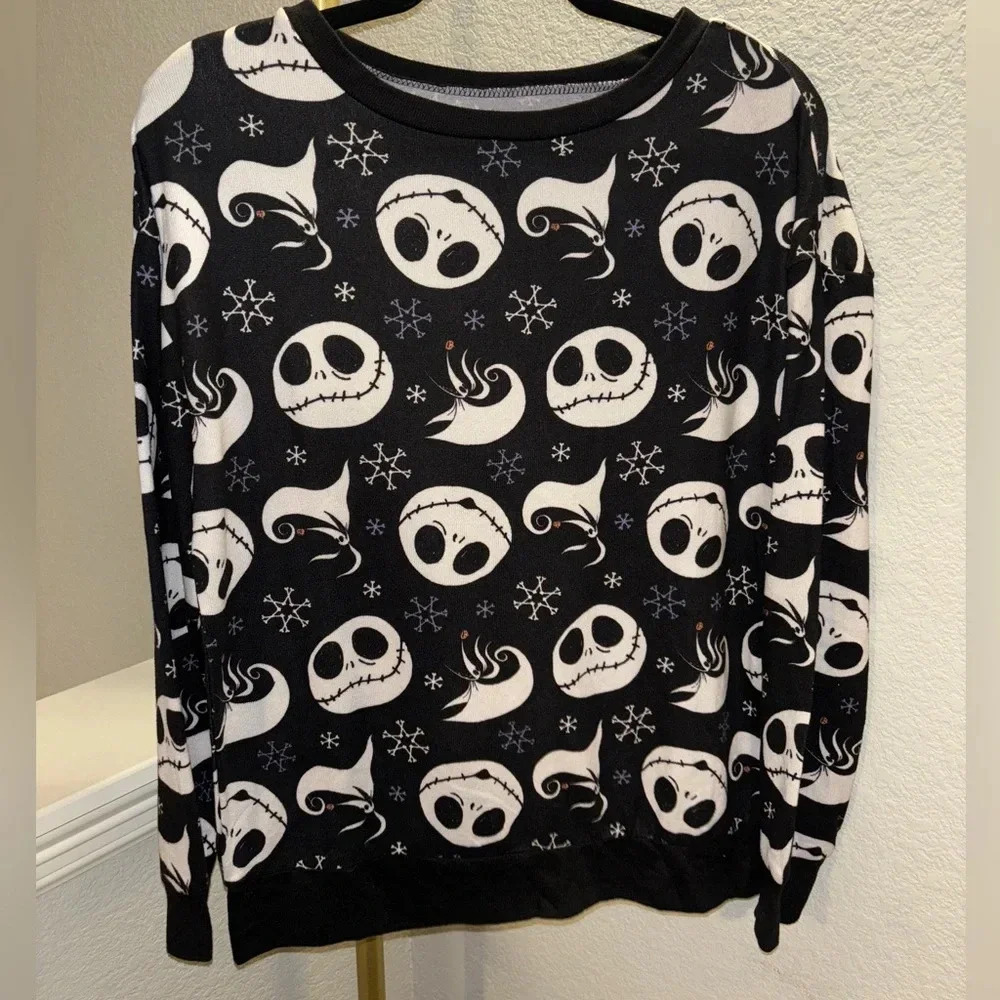 NWOT Nightmare Before Christmas Sweater